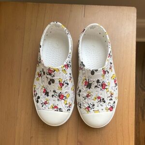 Native Disney Mickey C10